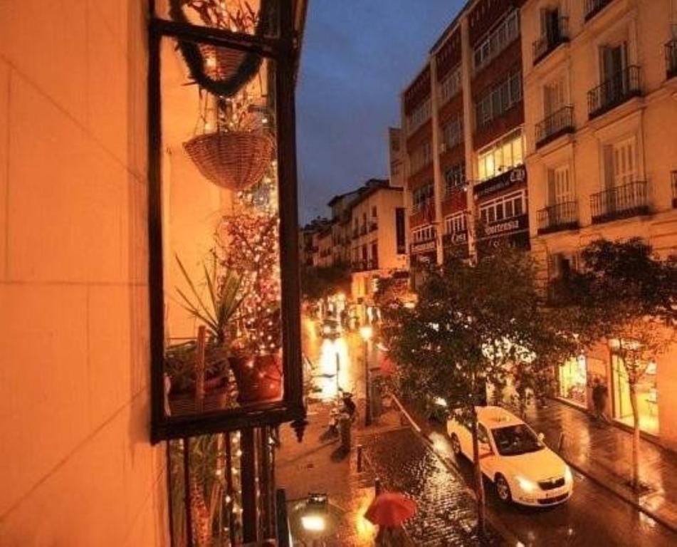 Center- Fuencarral Pedestrian Apartment Madrid