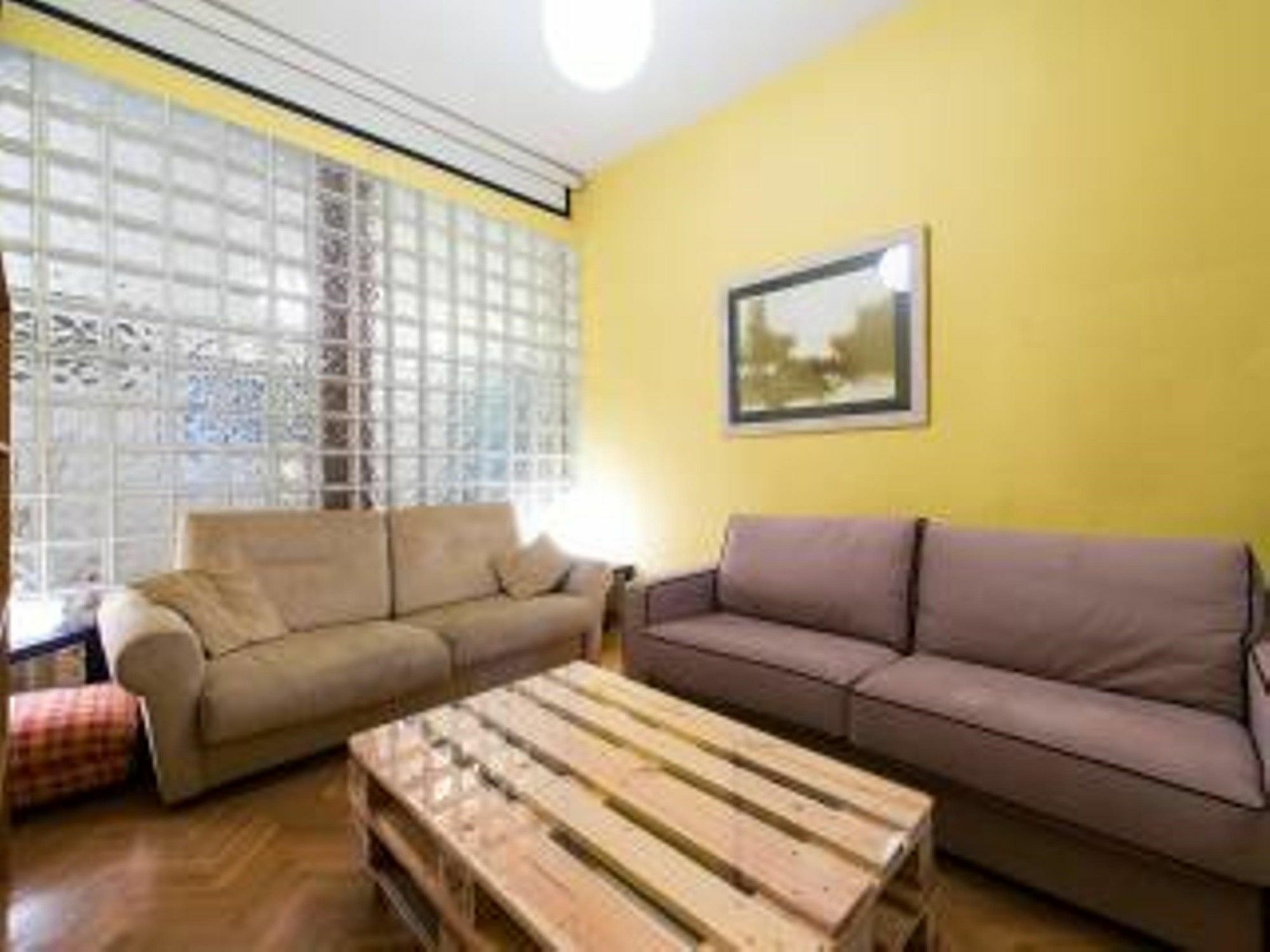 Apartment Center- Fuencarral Pedestrian