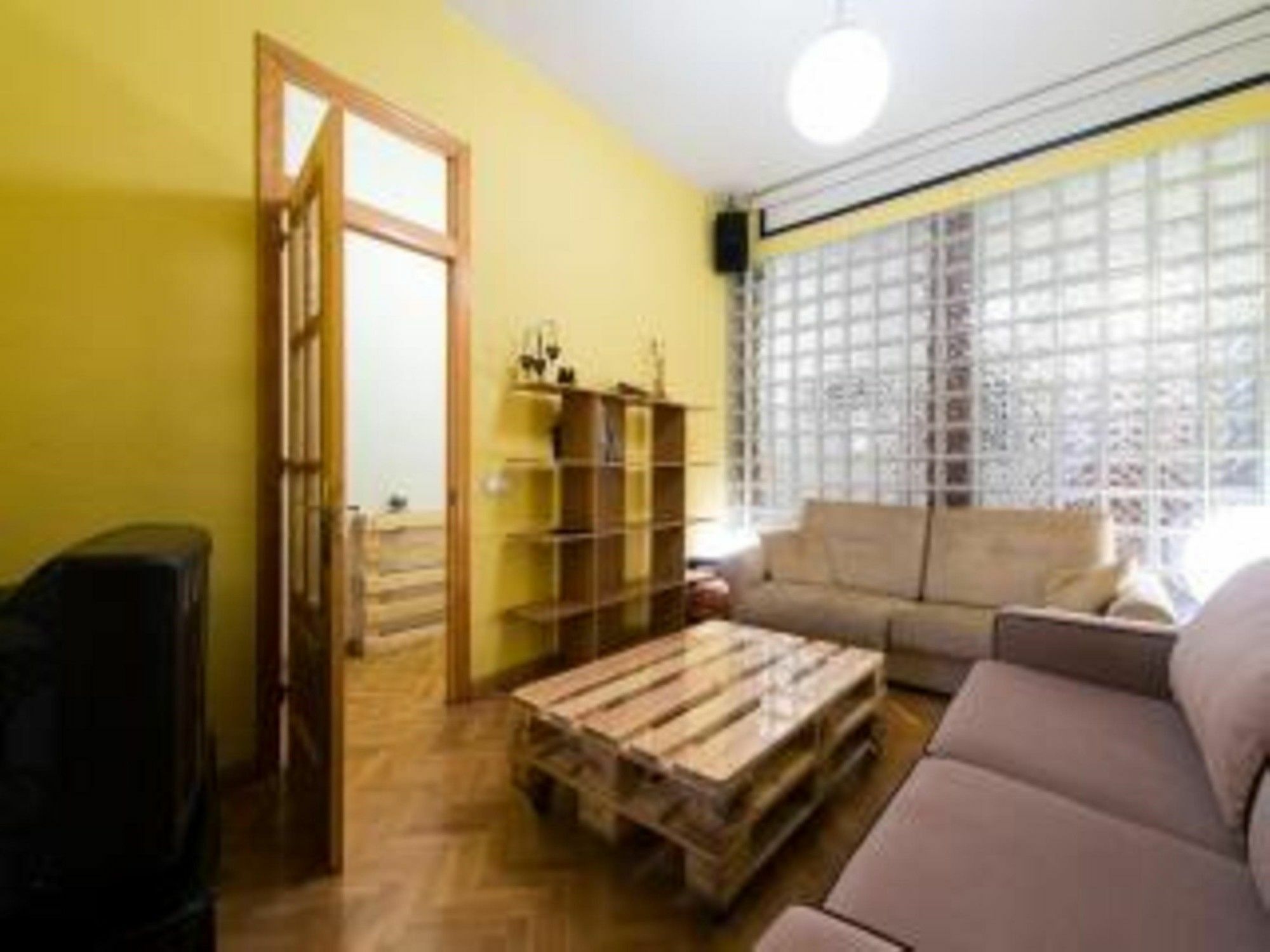 Center- Fuencarral Pedestrian Apartment Madrid